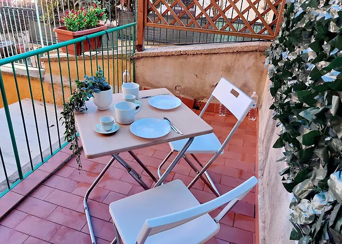 Ruggero's Lejlighed *